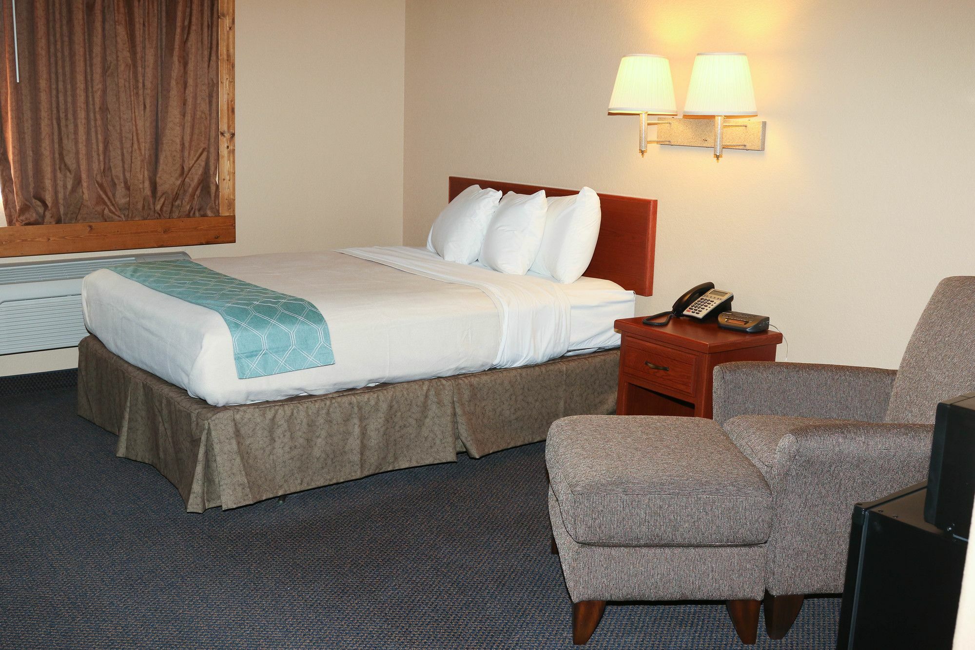 Travelodge By Wyndham Gillette Extérieur photo